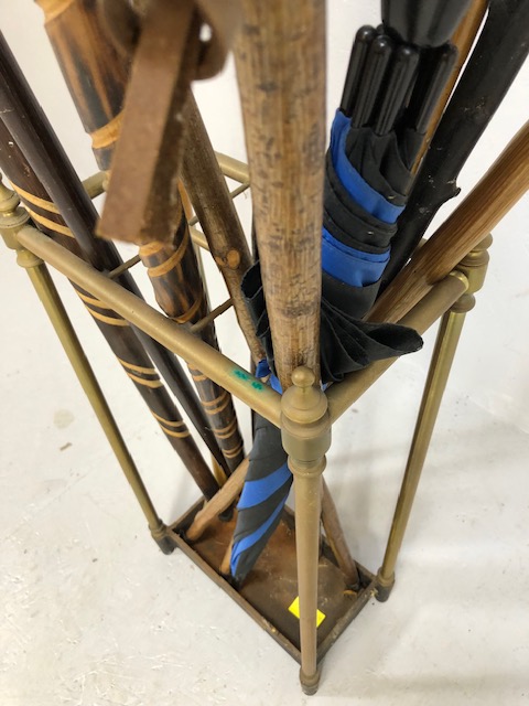 Collection of vintage walking sticks and hiking poles in a Victorian style brass stand 10 items - Image 12 of 12