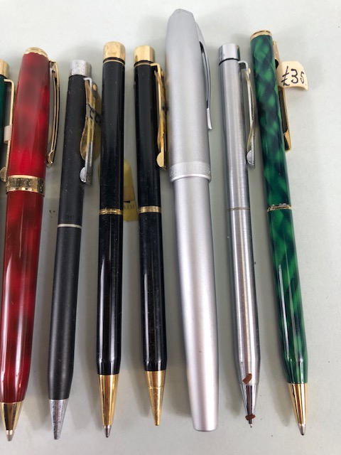 Sheaffer pens, collection of vintage ball point pens from the 1980s by Sheaffer in varying - Image 5 of 5