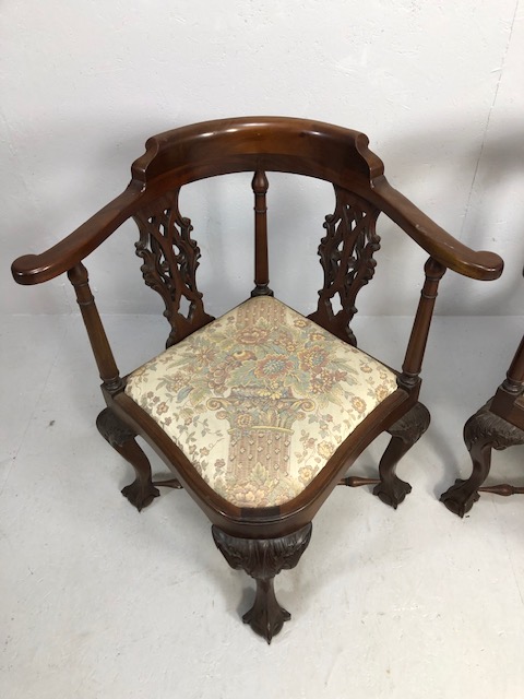 Antique reproduction furniture, pair of 18th century style mahogany corner chairs on ball and claw - Image 2 of 6