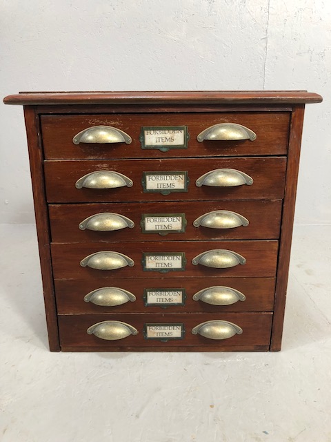 Display collectors cabinet, run of six drawers with cup handles from a museum display (each drawer