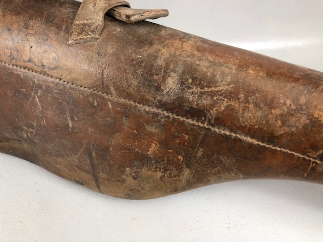 Vintage sporting interest, late 19th / early 20th century leather Leg of Mutton shotgun case A.F ( - Image 4 of 11