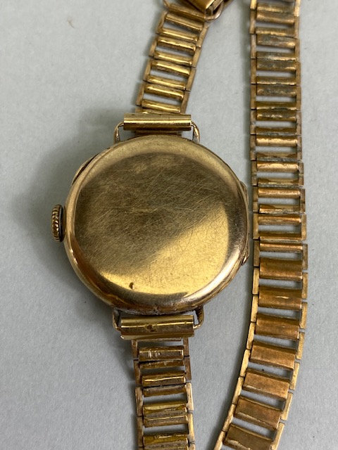 9ct gold cased ladies dress watch on a RG bracelet, winds and runs, along with a vintage Rotary - Bild 5 aus 11