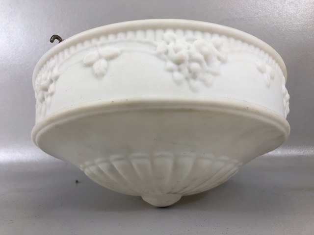 Vintage Lighting: 1930/40s milk white glass drop shade in a classical style embossed with swags of - Image 2 of 4