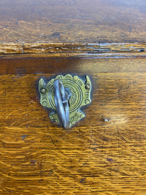 Oak Bureau with four drawers, fall front revealing pigeon holes and ornate key to lock approx 97 x - Image 7 of 14