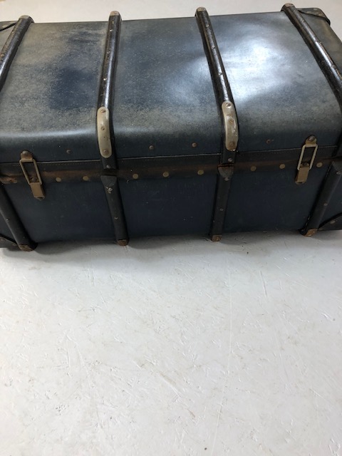 Vintage wooden bound travel trunk - Image 8 of 10