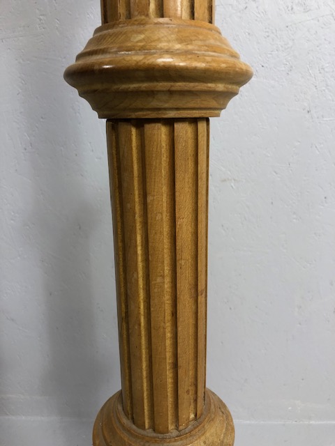 Pine Turned plant stand or torchiere approx 102cm tall - Image 4 of 5