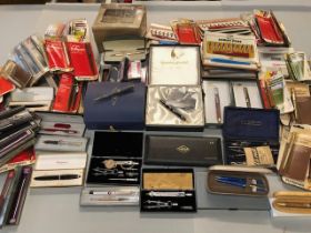 Vintage pens, large quantity of vintage 1980s, Platignum, ball point pens, Fountain pens and pencils