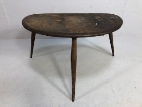 Vintage Ercol pebble design side or occasional table approximately 67 x 44cm