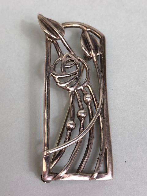 Silver Hallmarked Brooch in Charles Rennie Mackintosh design, Arts & Crafts style marked for CJL - Image 3 of 4