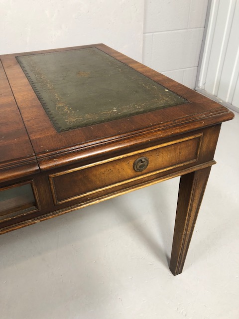 Vintage furniture, late 20th century teak display top coffee table, glass and leather top, drawer - Image 5 of 8