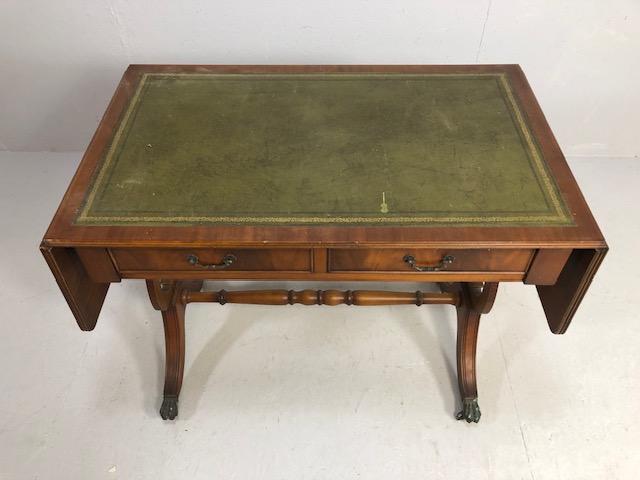 Reproduction regency style side table, leather insert top with drop down leaves supported at the - Image 2 of 9