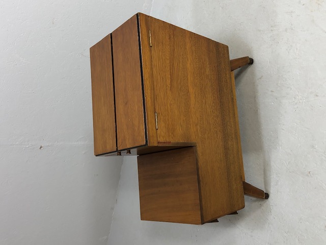 Mid century style teak storage unit (sewing or crafts box) in teak with drawers and storage trays on - Image 6 of 8