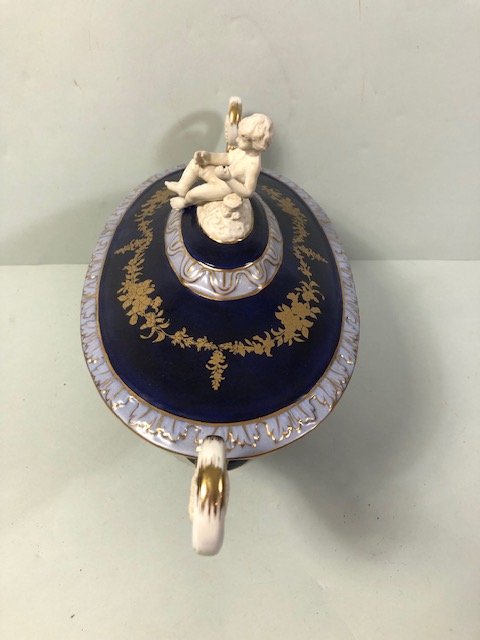!8th century style ceramic Tareen with lid in blue and white with gilt decoration approximately 36 x - Image 2 of 9