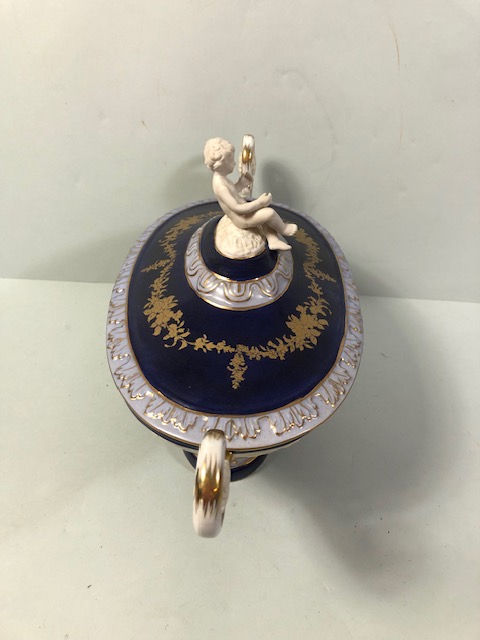 !8th century style ceramic Tareen with lid in blue and white with gilt decoration approximately 36 x - Image 4 of 9