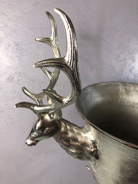 Large free standing metal champagne or wine cooler the base formed as antlers, stags heads to the - Image 4 of 9
