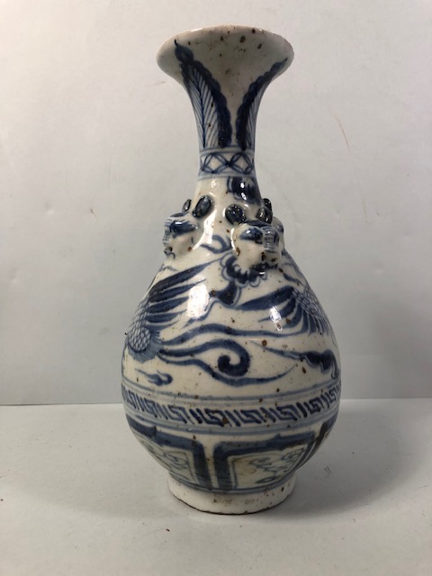 Blue and White Chinese ceramic vase decorated with a Phoenix approximately 26cm high - Image 4 of 7