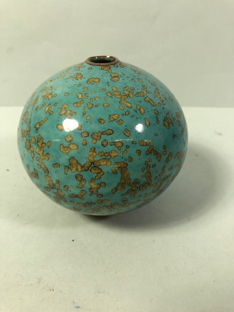 Chinese ceramic round water splash vase with gilt decoration approximately 10cm high - Image 2 of 4