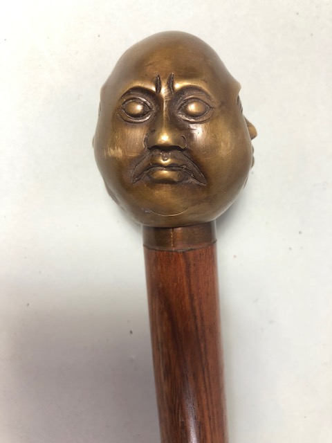Walking stick toped with 4 face brass buddha head - Image 5 of 7