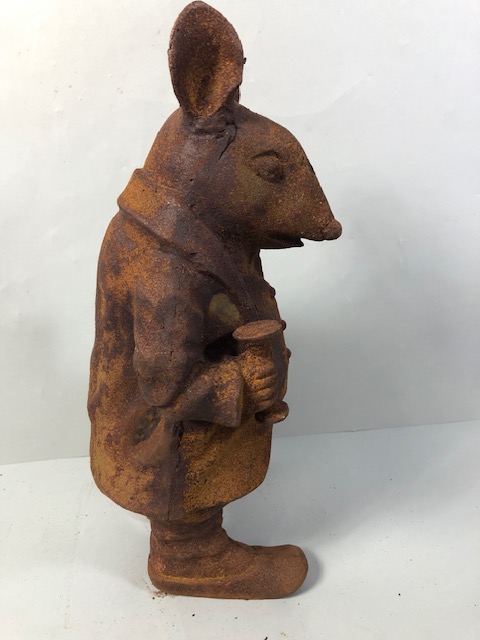 Cast Iron statue of a mouse dressed as a Gentleman approximately 42cm high - Image 6 of 8