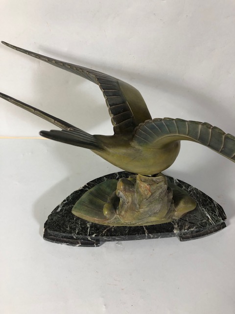 Continental art Deco mantel figure of a flying bird on marble base approximately 42 x 39 cm - Image 9 of 10