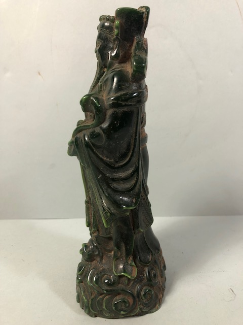 Chinese figure of an Immortal in carved green stone approximately 22cm high - Image 4 of 9