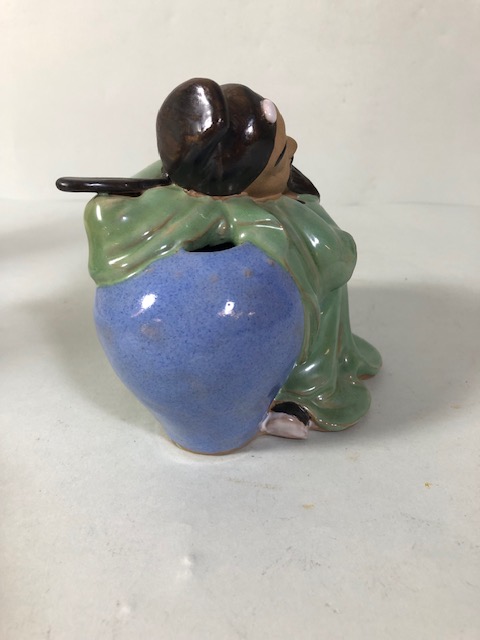 Chinese style figure of a man asleep on a vase approximately 12cm high - Image 2 of 6
