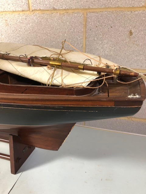 Wooden model of a Sailing yacht, complete with stand, in need of repairs ( masts an keel ) - Image 3 of 10