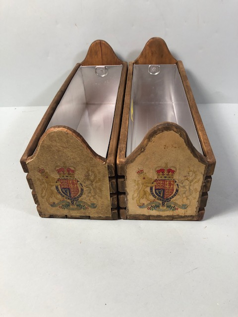Pair of wooden Harrods style window ledge planter or pot holders each approximately 35 x 12 x 15cm - Image 5 of 5