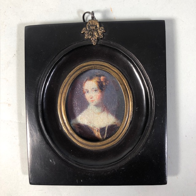 Pair of miniature portraits in black frames approximately 11 x 13 cm - Image 2 of 7