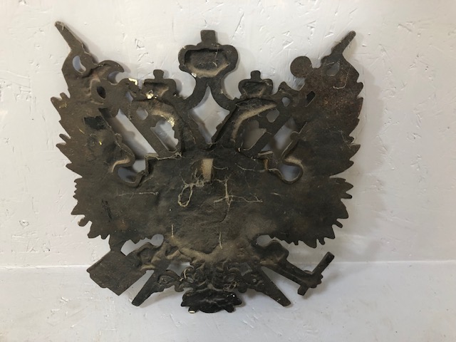 Cast metal wall plaque of a Romanov eagle with a rampant lion heraldic shield to its centre, - Image 6 of 6