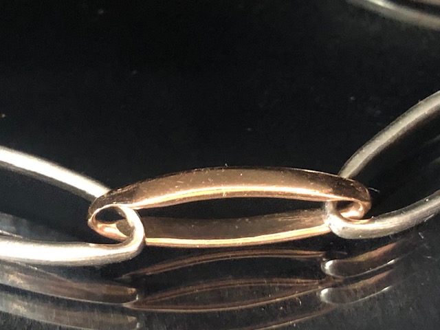 Welsh two colour Clogau Gold bracelet of elongated oval links, marked Clogau with a dragon, 16.6g - Image 2 of 10
