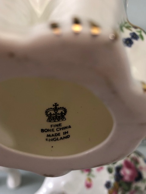 Collectable china figures of various animals each one decorated with flowers 14 in total - Image 14 of 15