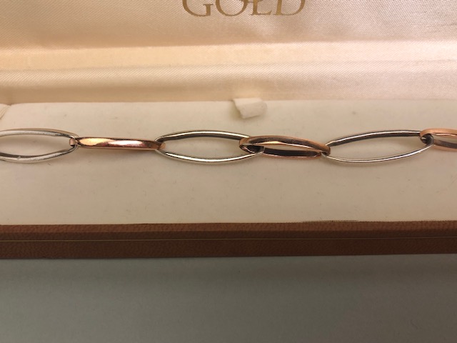 Welsh two colour Clogau Gold bracelet of elongated oval links, marked Clogau with a dragon, 16.6g - Image 9 of 10