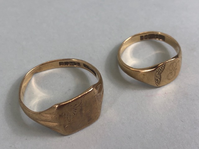 9ct gold cushion signet ring approximately 3.9g size X, along with a 9ct goldcushion signet ring - Image 2 of 2