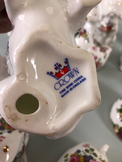 Collectable china figures of various animals each one decorated with flowers 14 in total - Image 11 of 15