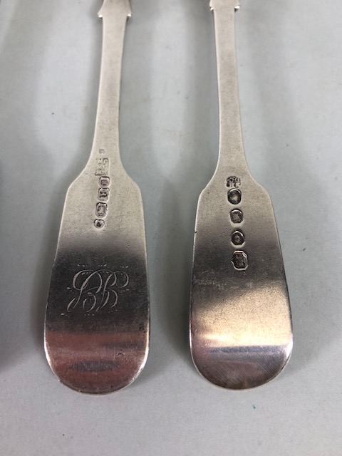 Collection of hallmarked silver dining forks various years and makers (5) approx 320g - Image 3 of 7