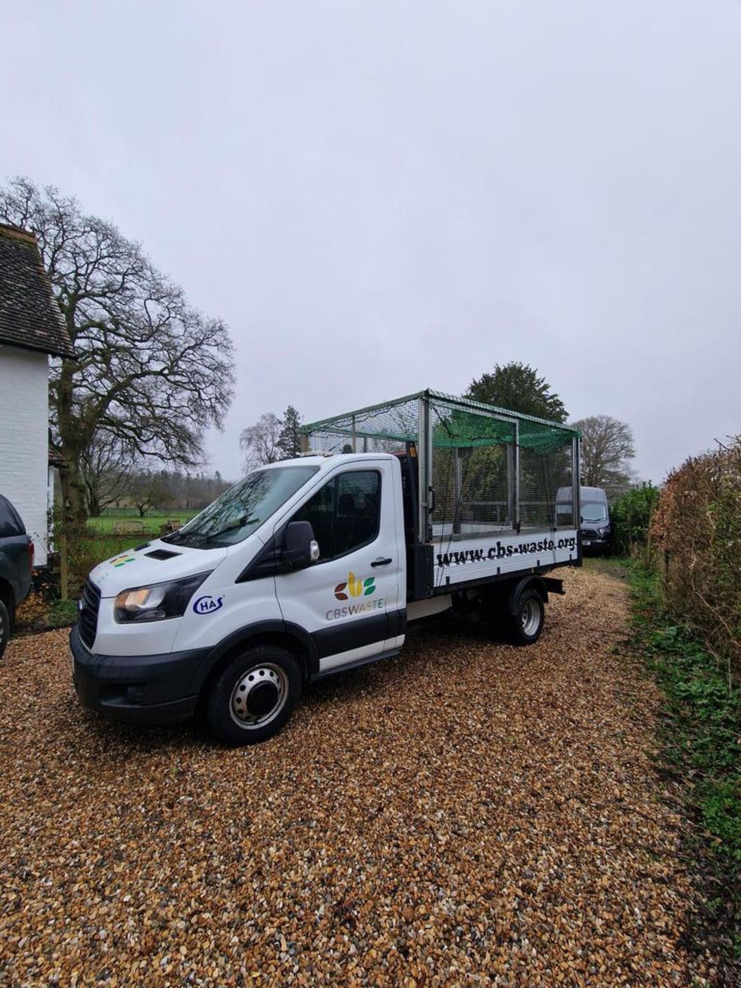 [YN17 NLE] Ford Transit 350 Tipper (White) - Image 5 of 9