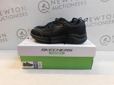 1 BOXED SKETCHER BLACK TRAINERS SIZE 8 RRP Â£39.99