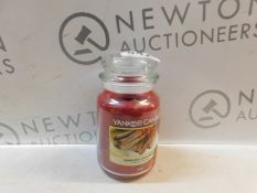 1 YANKEE CANDLE SPARKLING CINNAMON SCENTED CANDLE WITH GLASS JAR RRP Â£29.99