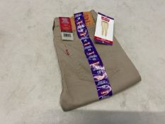 1 BRAND NEW BOYS LEVIS JOGGER WITH ELASTIC CUFF, SLIM FROM HIP TO ANKLE, IN BEIGE SIZE 10 RRP Â£29