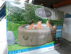 1 BOXED LAY-Z-SPA PALM SPRINGS INFLATABLE 4-6 PERSON SPA RRP Â£599 (PICTURES FOR ILLUSTRATION