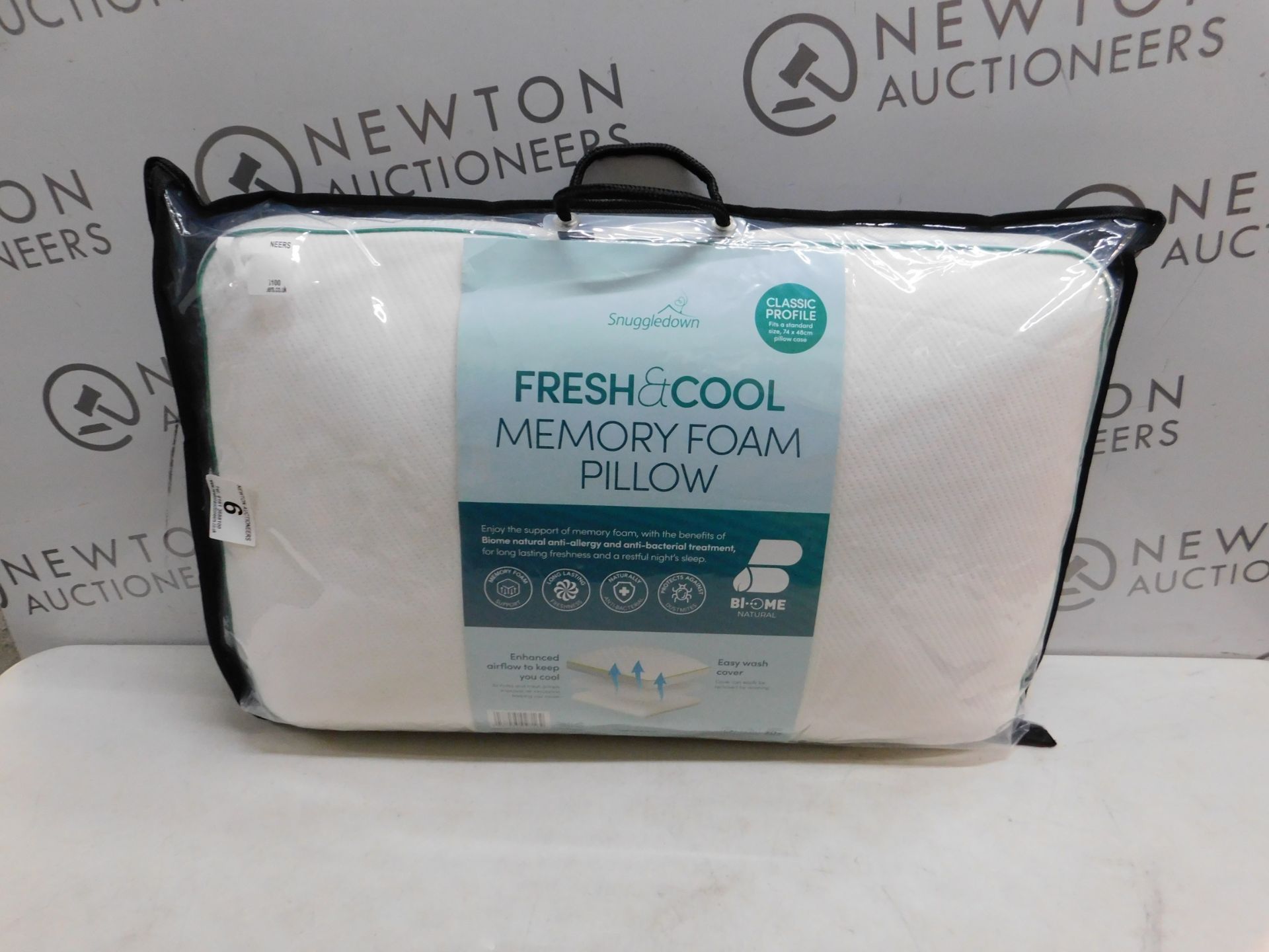 1 BAGGED SNUGGLEDOWN MEMORY FOAM PILLOW RRP Â£39.99