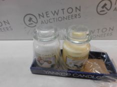 1 SET OF 2 YANKEE CANDLES VANILLA AND SOFT BLANKET RRP Â£24.99