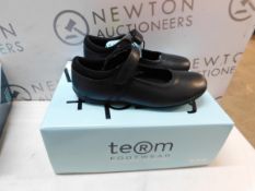 1 BOXED PAIR OF LADIES TERM FOOTWEAR MAYA BLACK SHOES UK SIZE 3 RRP Â£29