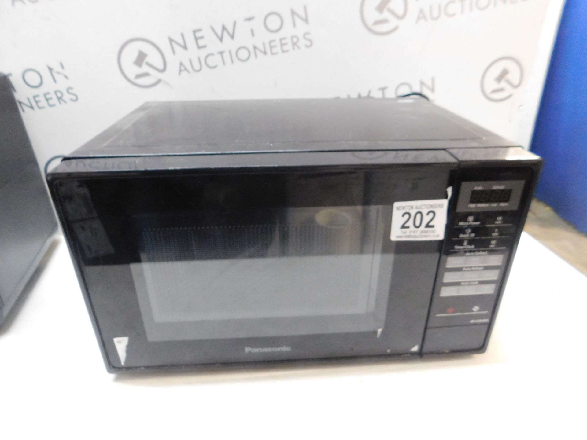 1 PANASONIC NN-E28JBM 800W 20L BLACK MICROWAVE OVEN RRP Â£89.99