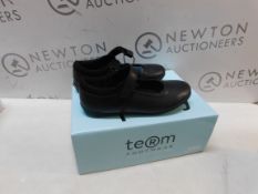 1 BOXED PAIR OF LADIES TERM FOOTWEAR MAYA BLACK SHOES UK SIZE 3 RRP Â£29