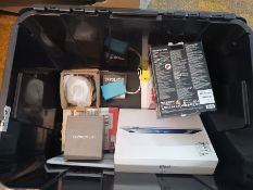 1 JOBLOT OF ASSORTED ELECTRICAL ITEMS CONSISTING OF IPAD, KEYBOARD, CCTV CAMERAS, DASHCAM, POWER