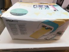 1 BOXED CRICUT JOY SMART CUTTING MACHINE RRP Â£299