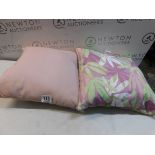 1 SET OF 2 ARLEE HOME FASHION BACK CUSHIONS RRP Â£22.99