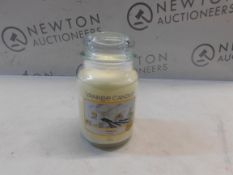 1 YANKEE CANDLE VANILLA SCENTED CANDLE 623G RRP Â£29.99